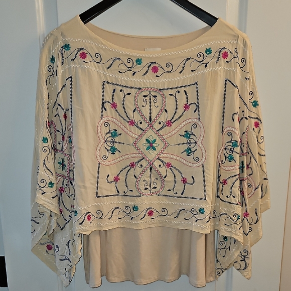 Chico’s Embroidered Tan Tiered Caftan Blouse, M/L, Boho, Floral, Festival - Picture 2 of 10